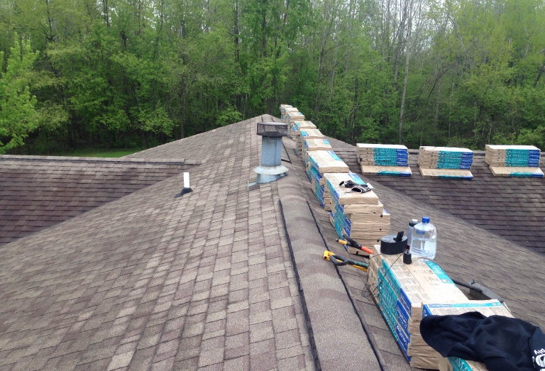 Deteriated, Old shingles